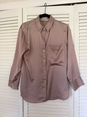 Abercrombie & Fitch Dusty Rose Button-Down Shirt